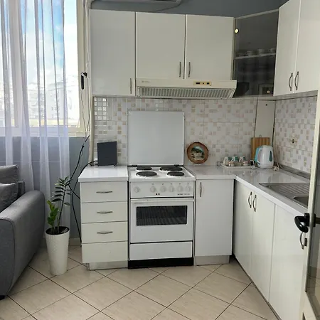 Mirela's Center * Tiran